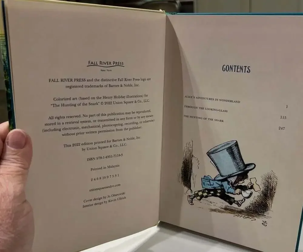 Alice's Adventures in Wonderland Lewis Carroll, Fall River Press 2022 Hardcover